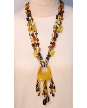 Bursztynowe korale naszyjnik.