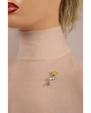 Srebrno bursztynowa broszka...